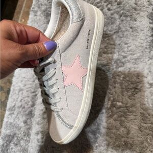 Vintage Havana Light Gray Suede Sneaker with Pink Star